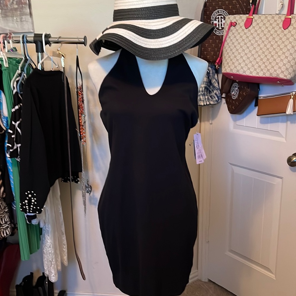 Jersey knit bare back min